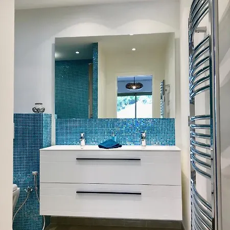 Appartement 1 Bdr Awesome Sea View & Swimming Pool *