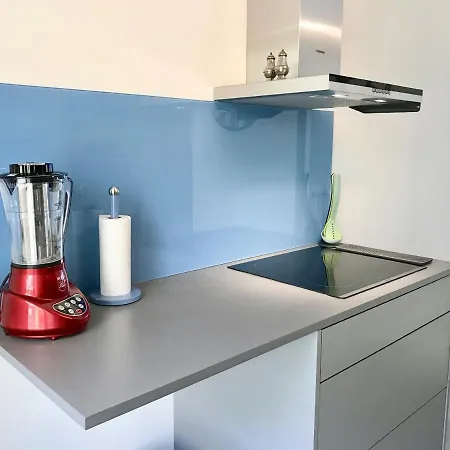 1 Bdr Awesome Sea View & Swimming Pool דירה וילפראנש-סור-מר
