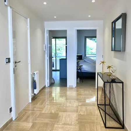 1 Bdr Awesome Sea View & Swimming Pool וילפראנש-סור-מר